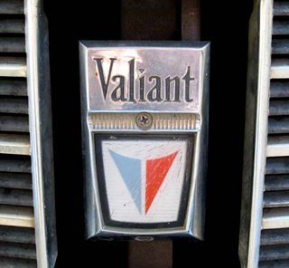 Illustration for article titled 1962 Plymouth Valiant V-200